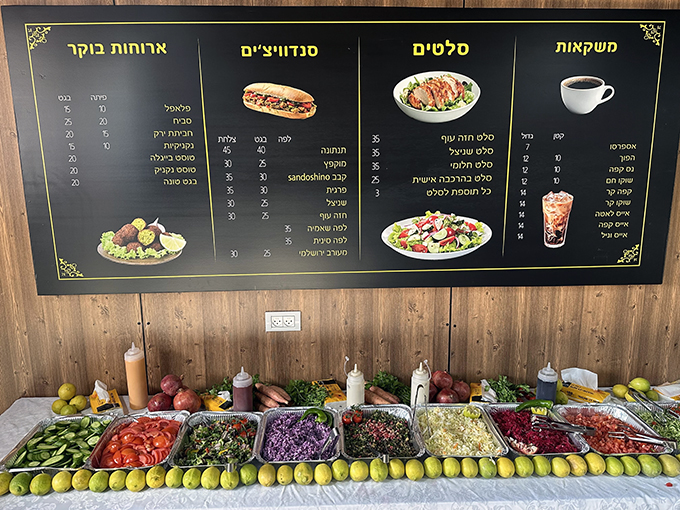 افتتاح مطعم *Sandoshino* في جلجولية بإدارة أبناء المرحوم ابو ايوب جابر